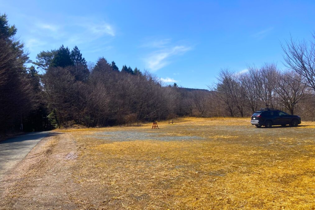 山住神社駐車場